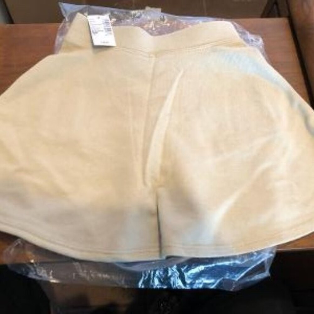 GIRLS SKORTS SIZE S  NWT